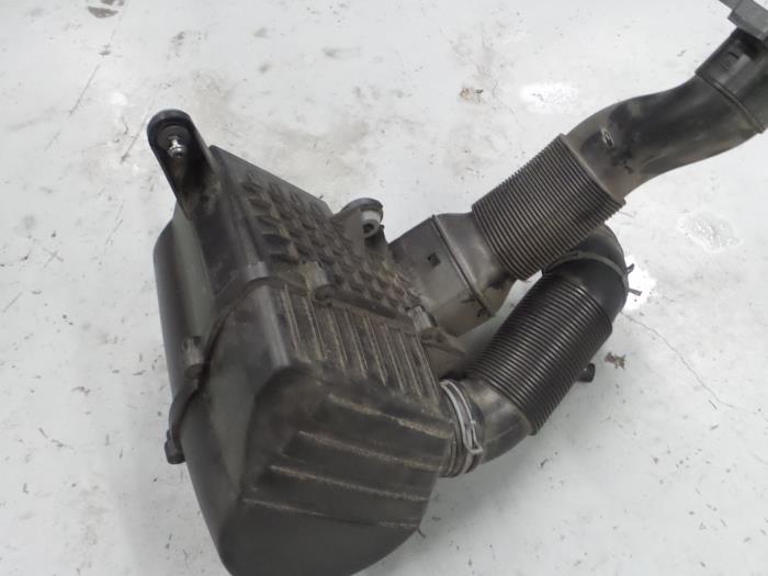 Begagnade Luftfilter Seat Toledo (NHAA) 1.2 TSI Pris € 55,00 Marginaltabell erbjuds av A.T.S. van de Wiel