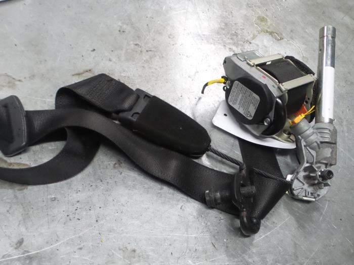 Begagnade Bältessträckare, höger Alfa Romeo MiTo (955) 1.4 Turbo 16V Pris € 75,00 Marginaltabell erbjuds av A.T.S. van de Wiel