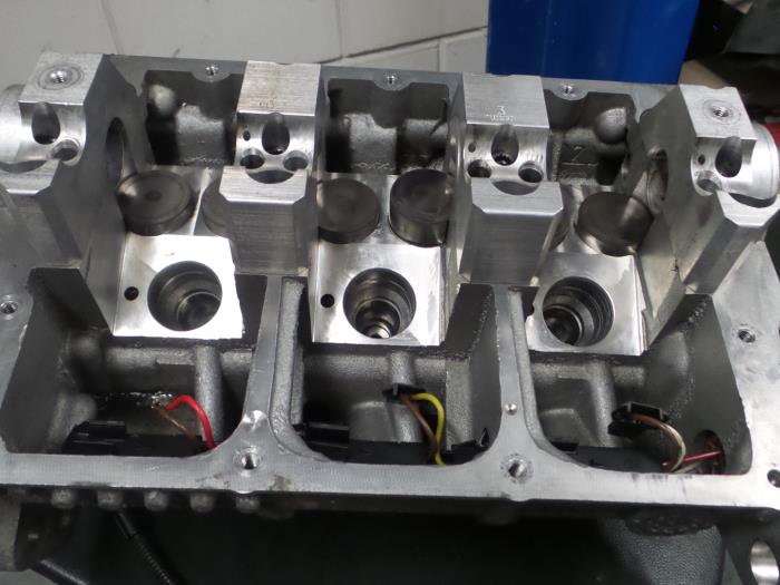 Używane Glowica cylindra Seat Ibiza IV SC (6J1) 1.4 TDI Cena € 145,00 Procedura marży oferowane przez A.T.S. van de Wiel