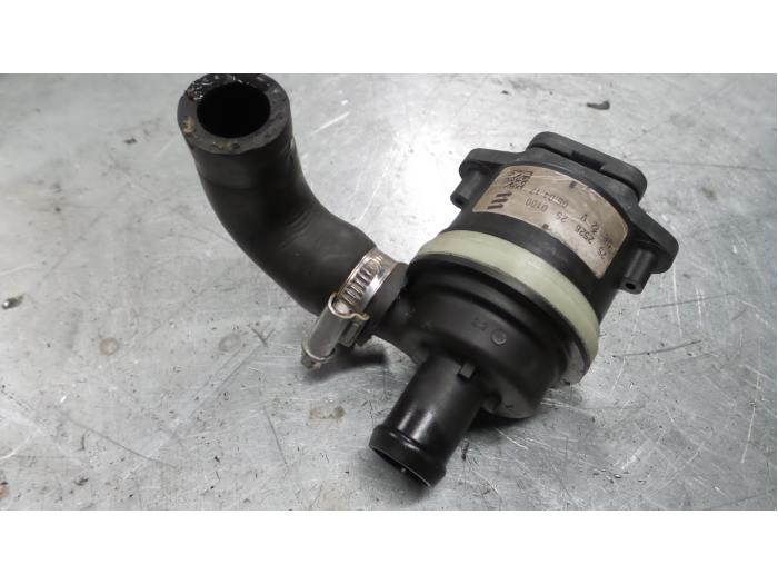 Begagnade Extra vattenpump Audi SQ5 Pris € 45,00 Marginaltabell erbjuds av A.T.S. van de Wiel