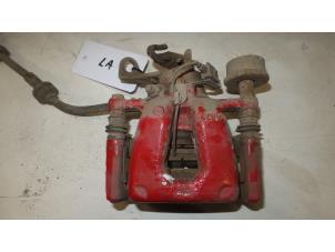 Usagé Etrier de frein (pince) arrière gauche Alfa Romeo Giulietta (940) 2.0 JTDm 16V 170 Prix € 50,00 Règlement à la marge proposé par A.T.S. van de Wiel