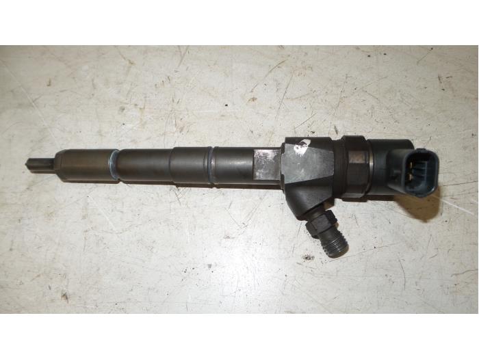 Usagé Injecteurs Alfa Romeo GT (937) 1.9 JTD 16V Multijet Prix € 75,00 Règlement à la marge proposé par A.T.S. van de Wiel