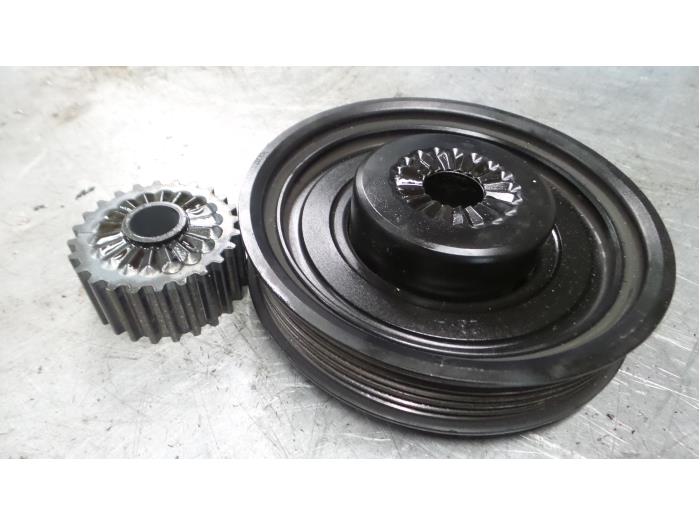 Crankshaft pulley from a Seat Mii 1.0 12V 2012