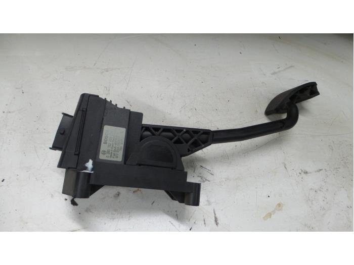 Begagnade Gaspedalsensor Alfa Romeo GT (937) 2.0 JTS 16V Pris € 25,00 Marginaltabell erbjuds av A.T.S. van de Wiel