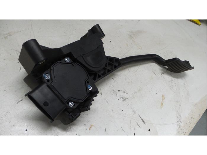 Gaspedalposition Sensor van een Alfa Romeo GT (937) 2.0 JTS 16V 2008