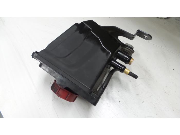 Réservoir lave vitre Alfa Romeo 159 Sportwagon P6253112
