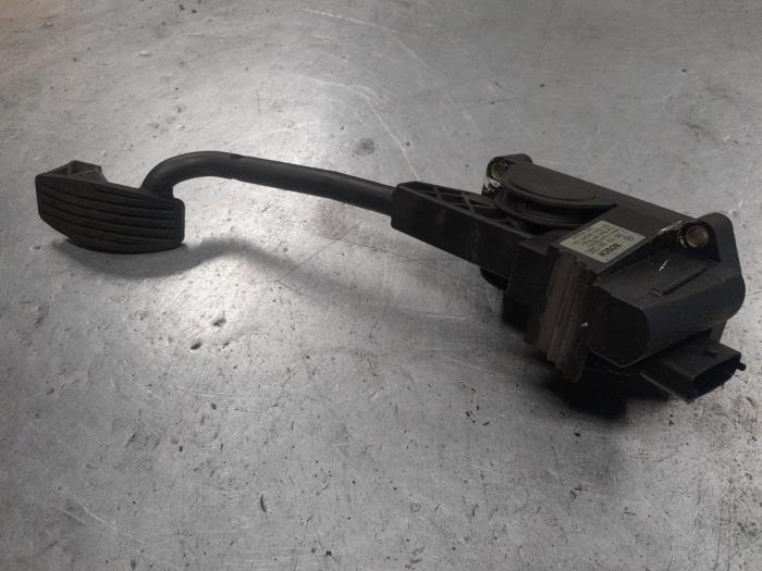 Begagnade Gaspedalsensor Alfa Romeo 147 (937) 2.0 Twin Spark 16V Pris € 25,00 Marginaltabell erbjuds av A.T.S. van de Wiel