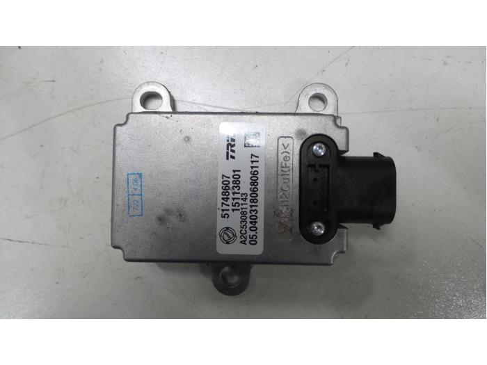 Usagé Ordinateur ESP Alfa Romeo 159 Sportwagon (939BX) 1.9 JTS 16V Prix € 40,00 Règlement à la marge proposé par A.T.S. van de Wiel