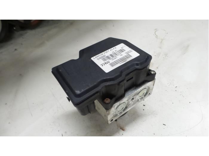 Gebrauchte ABS Pumpe Alfa Romeo 159 (939AX) 2.0 JTDm 170 16V Preis € 165,00 Margenregelung angeboten von A.T.S. van de Wiel