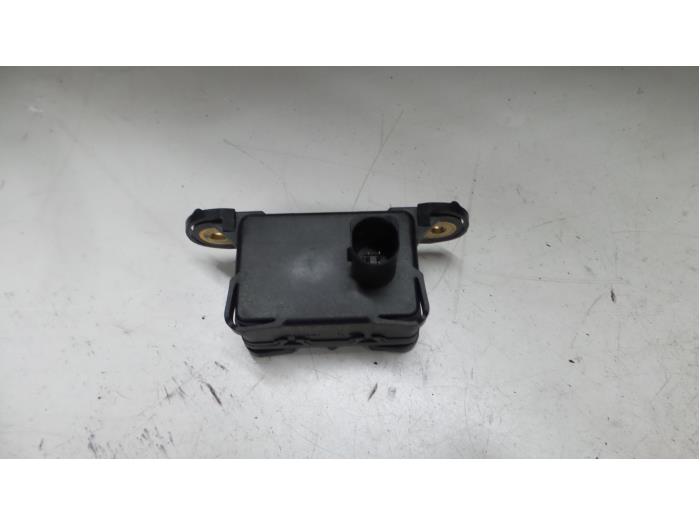Begagnade ESP-dator Volkswagen Touran (1T1/T2) 1.6 Pris € 35,00 Marginaltabell erbjuds av A.T.S. van de Wiel