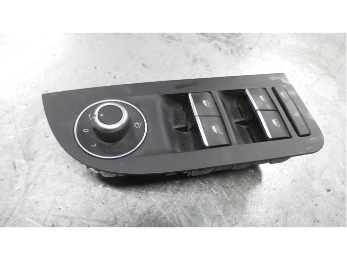 Używane Przelacznik combi okienny Alfa Romeo Giulia (952) 2.0 T 16V Veloce Cena € 85,00 Procedura marży oferowane przez A.T.S. van de Wiel