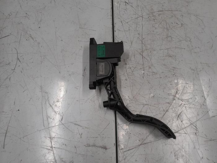 Begagnade Gaspedalsensor Seat Ibiza III (6L1) 1.8 Turbo 20V FR Pris € 55,00 Marginaltabell erbjuds av A.T.S. van de Wiel