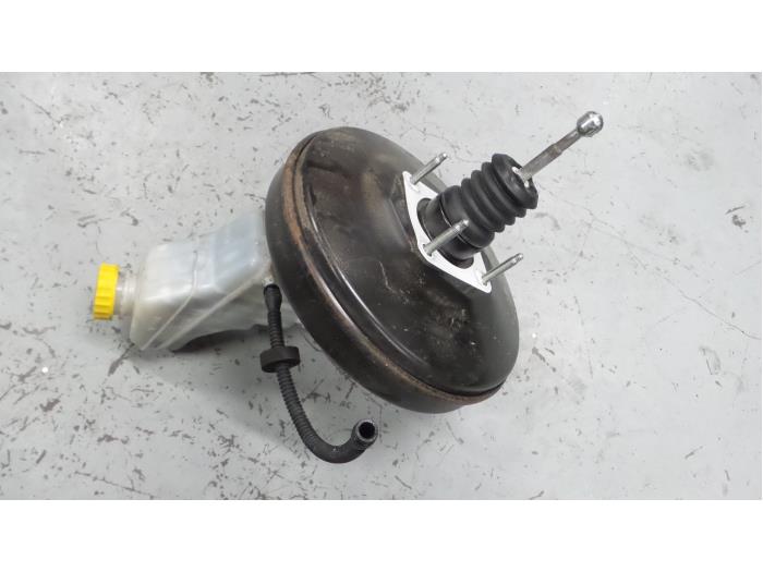 Begagnade Bromsservo Alfa Romeo MiTo (955) 1.6 JTDm 16V Pris € 45,00 Marginaltabell erbjuds av A.T.S. van de Wiel