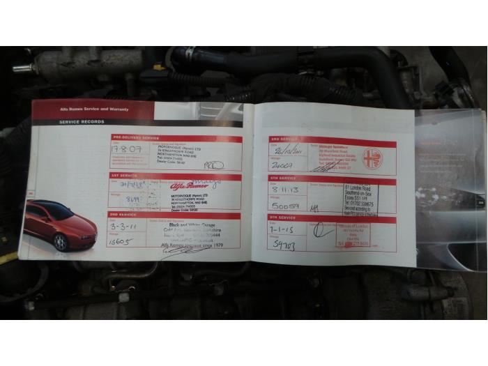 Motor van een Alfa Romeo GT (937) 1.9 JTD 16V Multijet 2008