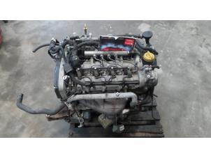Motor van een Alfa Romeo GT (937) 1.9 JTD 16V Multijet 2008