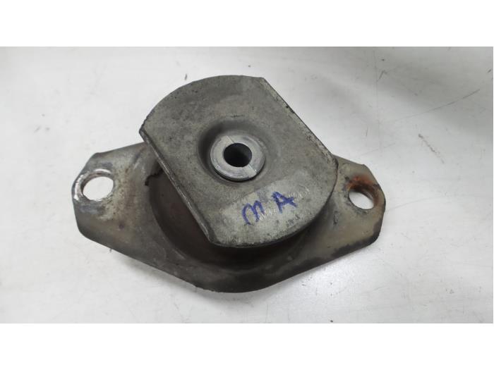 Used Engine mount Alfa Romeo GT (937) 1.9 JTD 16V Multijet Price € 45,00 Margin scheme offered by A.T.S. van de Wiel