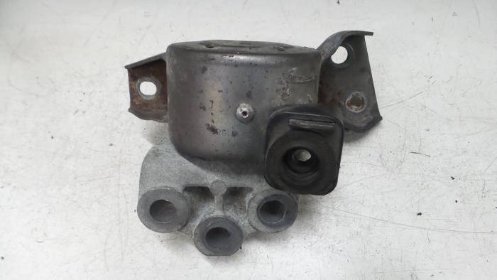 Used Engine mount Alfa Romeo MiTo (955) 1.4 Turbo 16V Price € 40,00 Margin scheme offered by A.T.S. van de Wiel
