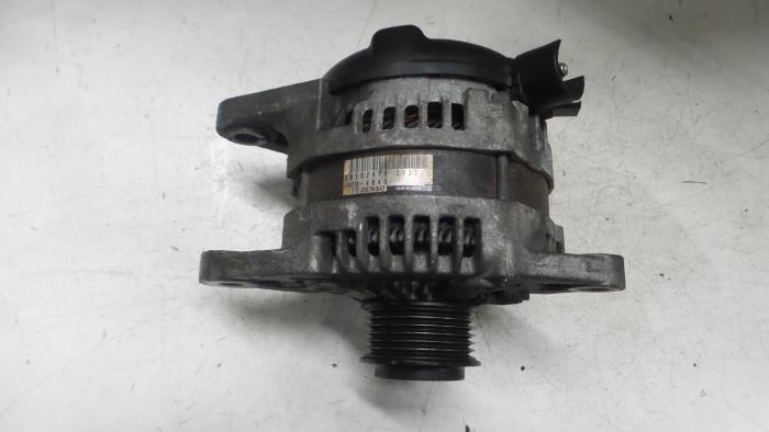 Begagnade Dynamo Alfa Romeo 159 Sportwagon (939BX) 3.2 JTS V6 24V Q4 Pris € 95,00 Marginaltabell erbjuds av A.T.S. van de Wiel