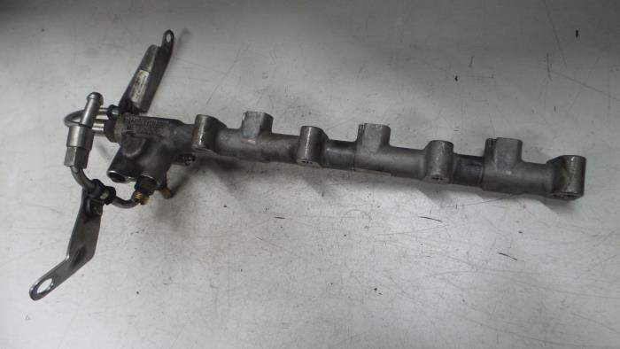 Usagé Système d'injection Alfa Romeo 159 Sportwagon (939BX) 3.2 JTS V6 24V Q4 Prix € 95,00 Règlement à la marge proposé par A.T.S. van de Wiel