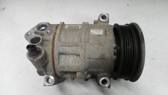 Usagé Pompe clim Alfa Romeo MiTo (955) 1.4 Multi Air 16V Prix € 120,00 Règlement à la marge proposé par A.T.S. van de Wiel