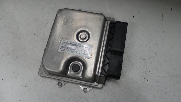 Engine management computer Alfa Romeo MiTo (955), 2008 / 2018 1.4 Turbo Multi Air 16V, Hatchback, Petrol, 1.368cc, 99kW (135pk), FWD, 955A2000, 2009-10 / 2014-12, 955AXM (Used)