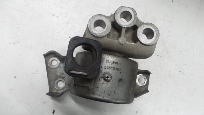 Gebrauchte Motorlager Alfa Romeo MiTo (955) 1.4 Turbo Multi Air 16V Preis € 55,00 Margenregelung angeboten von A.T.S. van de Wiel