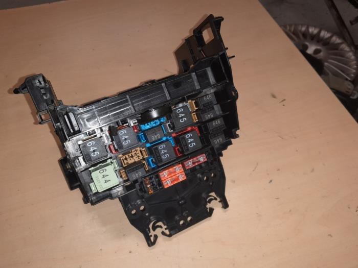 audi a1 cigarette lighter fuse Fuse box Audi A1 Sportback 1.6 TDI 16V