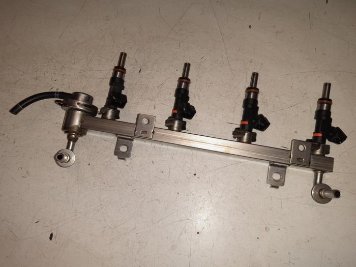 Usagé Système d'injection Alfa Romeo MiTo (955) 1.4 Turbo Multi Air 16V Prix € 110,00 Règlement à la marge proposé par A.T.S. van de Wiel