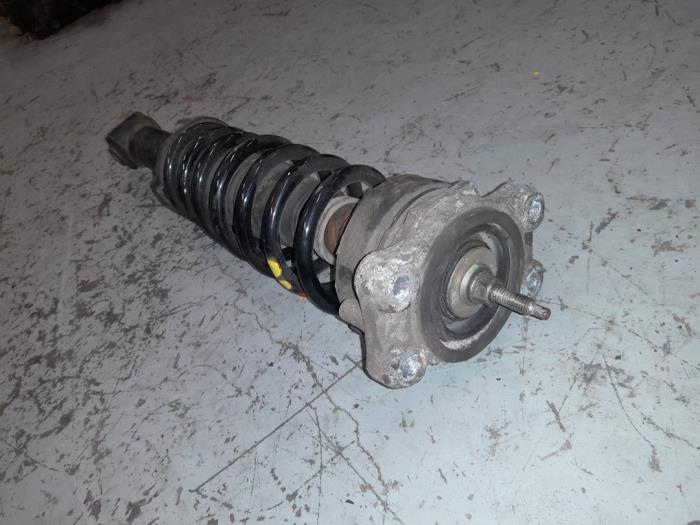 Rear shock absorber rod, left from a Alfa Romeo 159 (939AX) 1.9 JTS 16V 2006