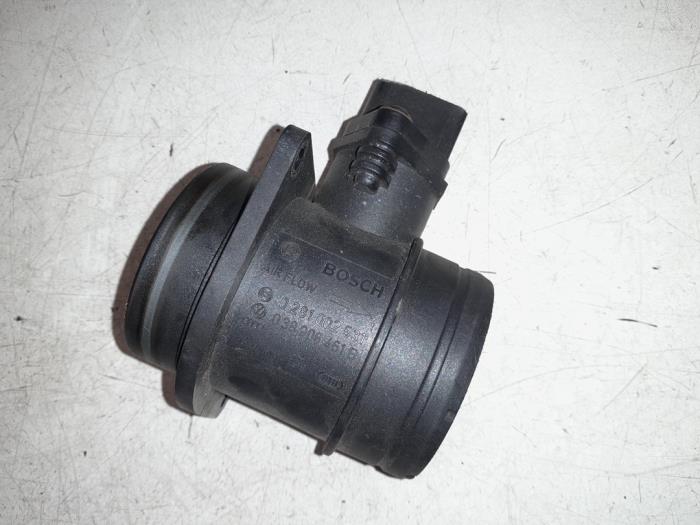 Begagnade Luftflödesmätare Volkswagen Caddy III (2KA,2KH,2CA,2CH) Pris € 45,00 Marginaltabell erbjuds av A.T.S. van de Wiel