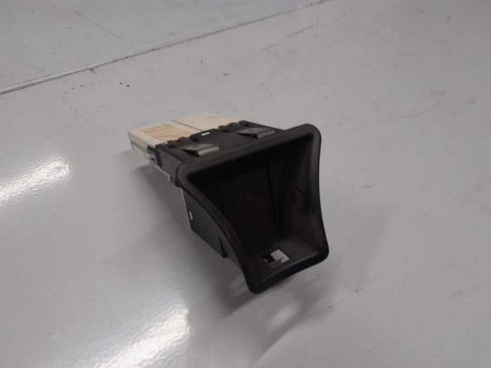 Gebrauchte Anzeige Innen Alfa Romeo 156 (932) 1.6 Twin Spark 16V Preis € 30,00 Margenregelung angeboten von A.T.S. van de Wiel