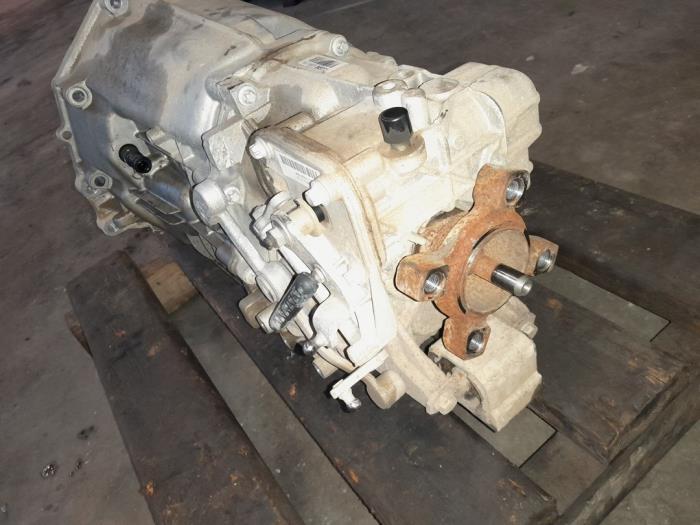 Gearbox Volkswagen Crafter - 711680 CKTB MWA - A.T.S. van de Wiel