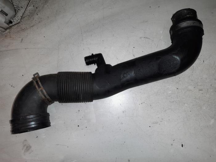 Air intake hose from a Volkswagen Transporter T5 1.9 TDi 2008