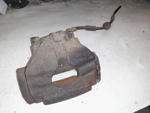Used Front brake calliper, left Volkswagen Transporter T5 1.9 TDi Price € 50,00 Margin scheme offered by A.T.S. van de Wiel