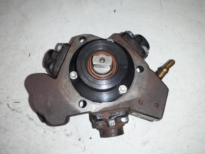 Gebrauchte Kraftstoffpumpe Mechanisch Fiat Doblo Cargo (263) 1.3 MJ 16V Euro 4 Preis € 135,00 Margenregelung angeboten von A.T.S. van de Wiel