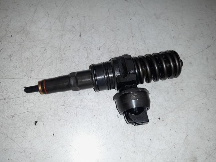 Usagé Injecteurs Volkswagen Golf V (1K1) 1.6 Prix € 85,00 Règlement à la marge proposé par A.T.S. van de Wiel
