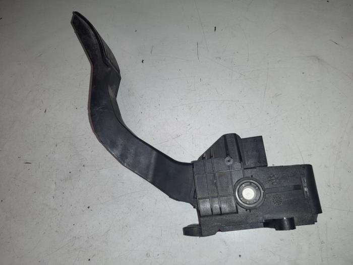 Accelerator pedal Fiat Ducato 2.3 D 130 Multijet 005332091900B720