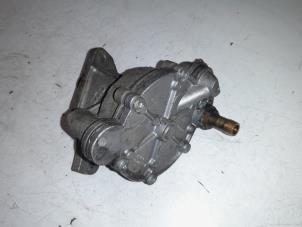 Used Vacuum pump (diesel) Volkswagen Crafter 2.5 TDI 30/32/35/46/50 Price € 65,00 Margin scheme offered by A.T.S. van de Wiel