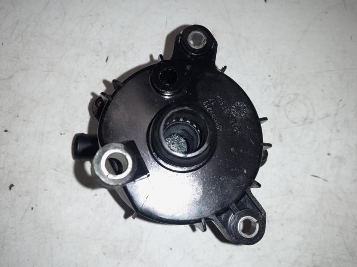Usagé Ventilation carter Volkswagen Crafter 2.5 TDI 30/32/35/46/50 Prix € 45,00 Règlement à la marge proposé par A.T.S. van de Wiel