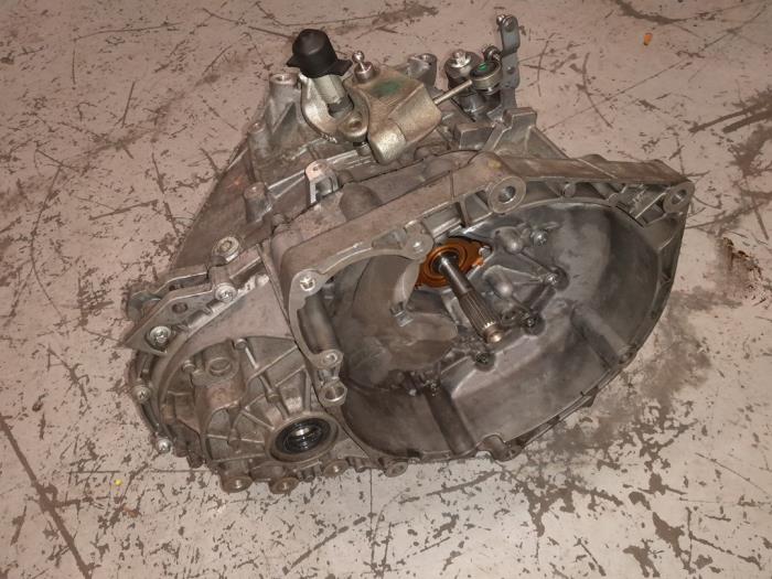 Generalüberholte Getriebe Alfa Romeo Giulietta (940) 1.75 TBI 16V QV Preis € 968,00 Mit Mehrwertsteuer angeboten von A.T.S. van de Wiel