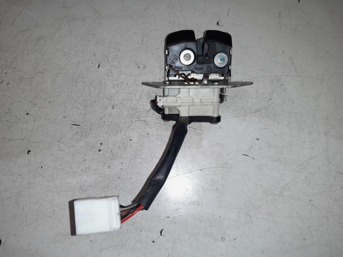 Tailgate lock stop Alfa Romeo 159 Sportwagon 2.2 JTS 16V