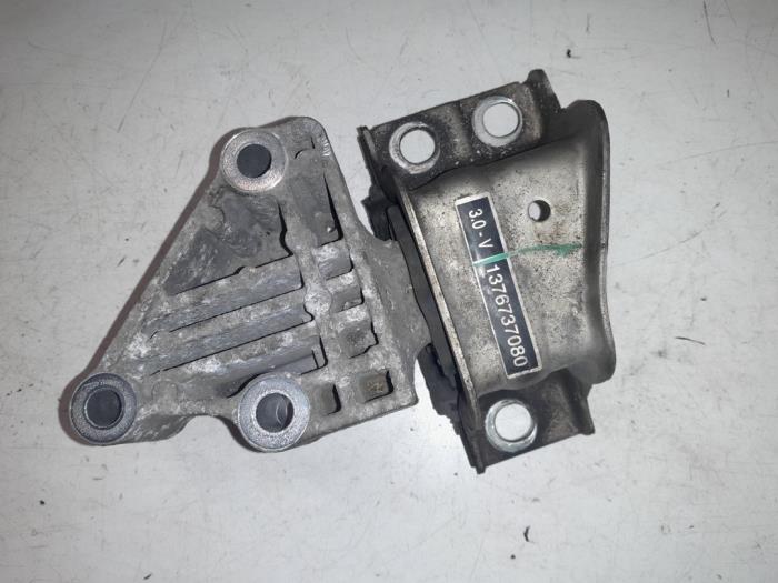 Used Engine mount Fiat Ducato (250) 3.0 D 177 MultiJet II Power Price € 75,00 Margin scheme offered by A.T.S. van de Wiel