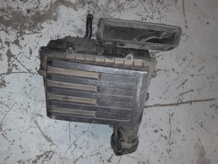 Gebrauchte Luftfiltergehäuse Seat Leon (1M1) 1.6 16V Preis € 55,00 Margenregelung angeboten von A.T.S. van de Wiel