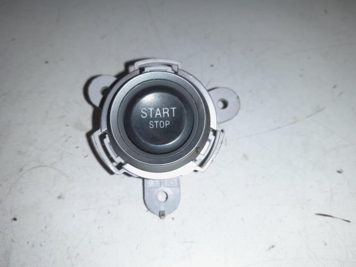 Zündschloss Schalter van een Alfa Romeo 159 (939AX) 3.2 JTS V6 24V Q4 2007