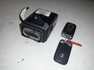 Used Ignition lock + key Alfa Romeo 159 (939AX) 3.2 JTS V6 24V Q4 Price € 95,00 Margin scheme offered by A.T.S. van de Wiel