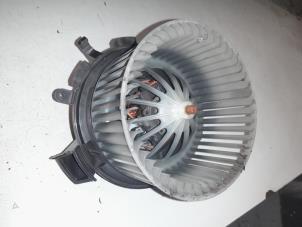 Usados Motor de ventilador de calefactor Mercedes Sprinter 3,5t (906.63) 310 CDI 16V Precio € 40,00 Norma de margen ofrecido por A.T.S. van de Wiel