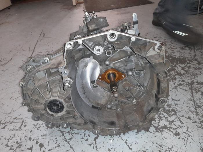Gearbox Alfa Romeo Giulietta 940A2000 940A2000 940A2000