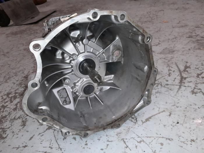 Gearbox from a Volkswagen Crafter 2.5 TDI 30/32/35 2008