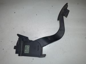 Used Accelerator pedal Peugeot Boxer (U9) 2.2 HDi 120 Euro 4 Price € 40,00 Margin scheme offered by A.T.S. van de Wiel