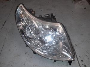 Used Headlight, right Peugeot Boxer (U9) 2.2 HDi 120 Euro 4 Price € 75,00 Margin scheme offered by A.T.S. van de Wiel